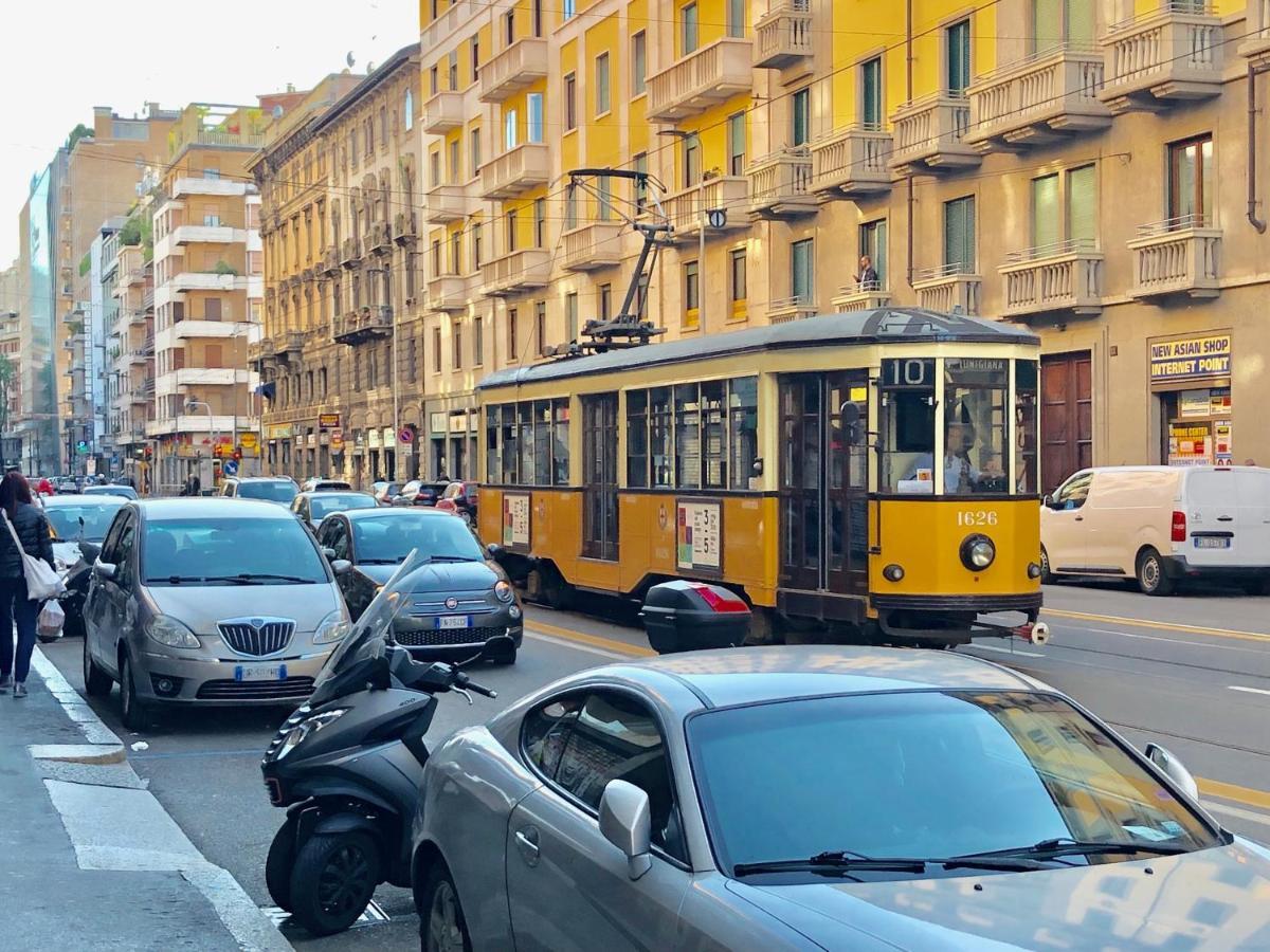 Luxury Studio Unique View Near Main Station, Milan
